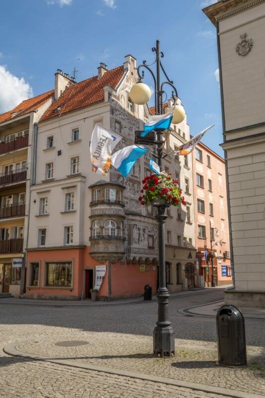 Wykusz przy zabytkowej Kamienicy pod przepiórczym koszem
