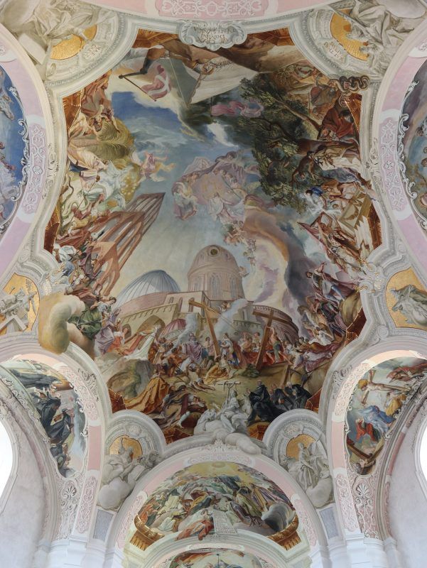 Detale dekoracji we wnętrzach Bazyli Mniejszej w Legnickim Polu