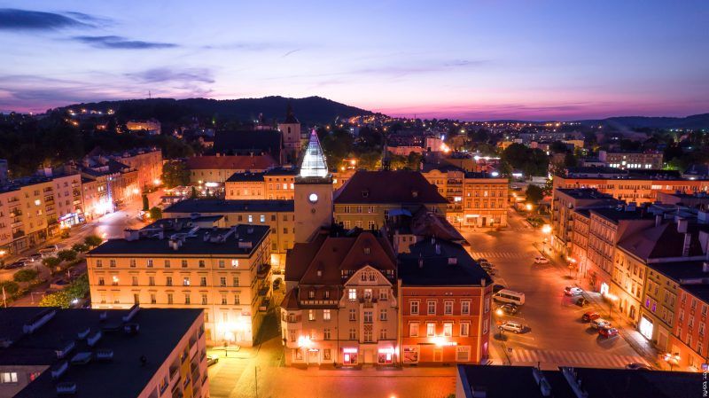 Widok z lotu ptaka na centrum Strzegomia