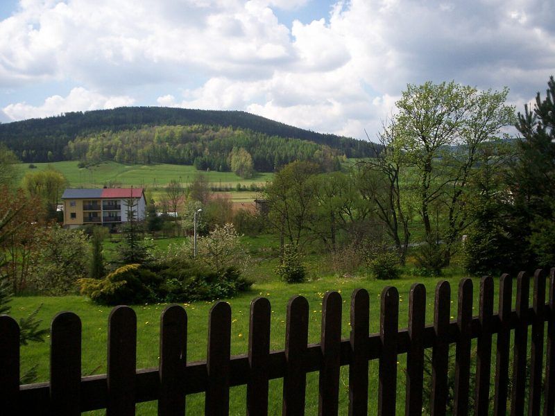 Widok na wzgórza w okolicy Marciszowa