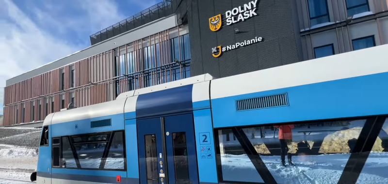 Kadr z filmu Odjazd o Motorakach na Polanie Jakuszyckiej